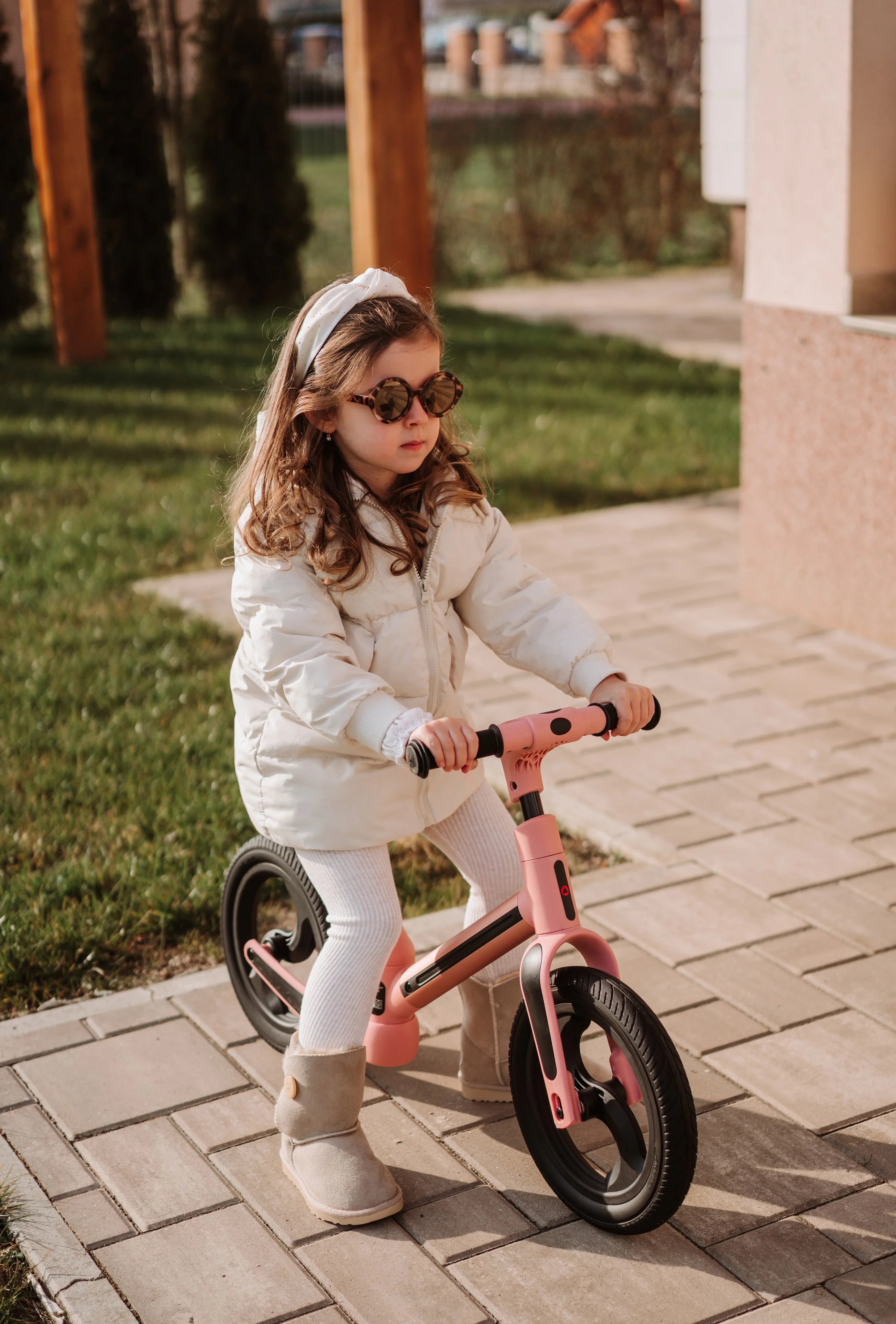 MANU Foldable Balance Bike - Pink