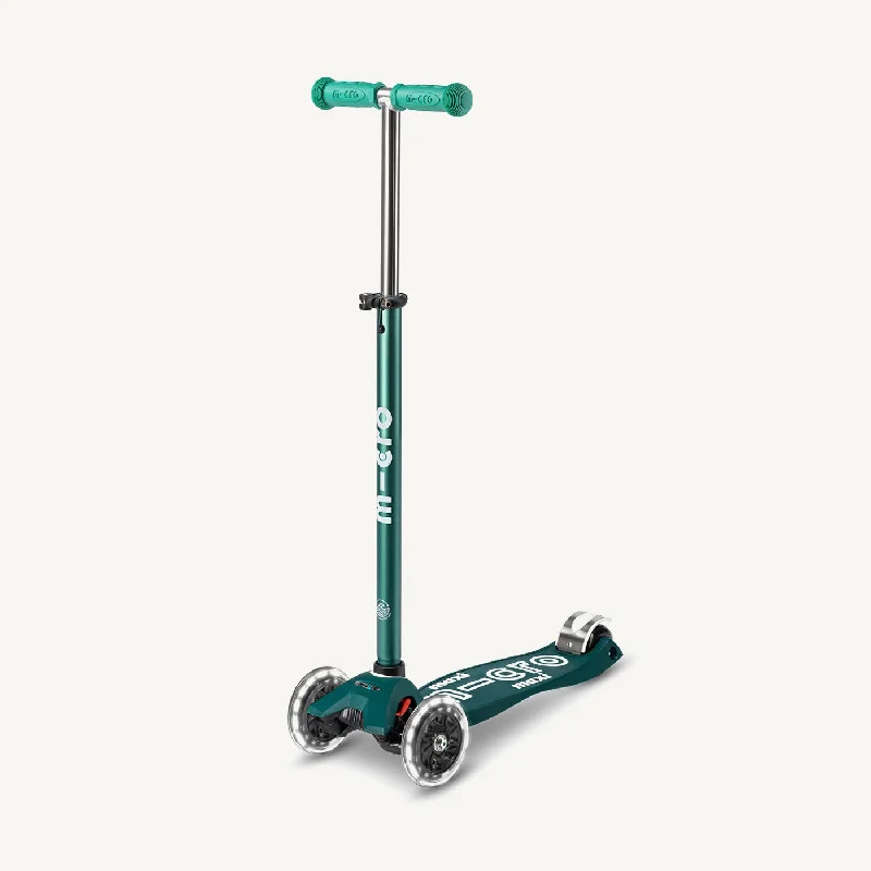 Off-Road Electric Scooter for Extreme Terrain-♻️ Micro Scooters ECO Maxi Micro Scooter Deluxe LED - Green