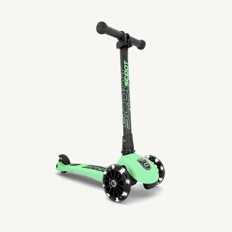 Eco-Friendly Electric Scooter for Green Commuting-Scoot and Ride Scooter - Highwaykick 3 LED in Kiwi