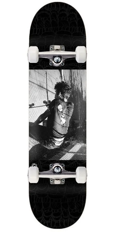 High-Quality Skateboard Deck for Long-Lasting Use-Foundation Servold Never Surrender Skateboard Complete - 8.25"